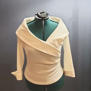 Crisp and classy shawl collar top